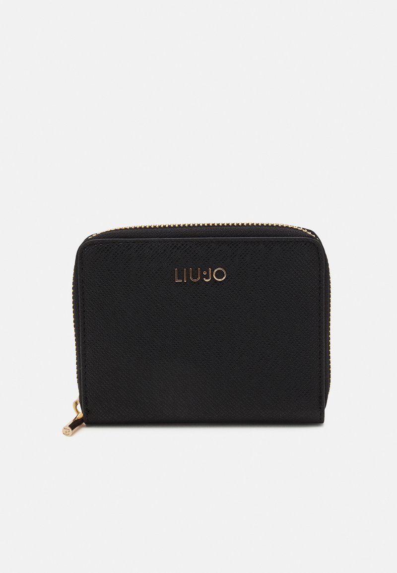 Portafoglio nero texturizzato con zip dorata e logo. Forma rettangolare compatta, finitura liscia e dettagli in rilievo sulla superficie.