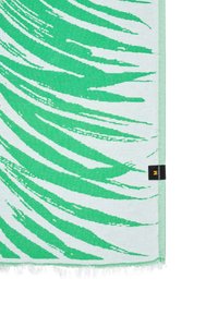 Thumbnail Image 7