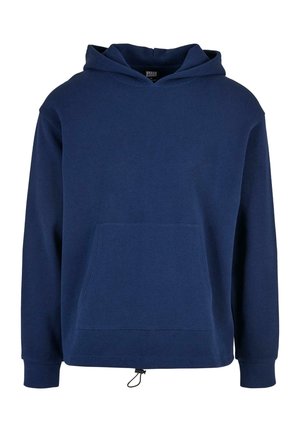 Granatowa bluza z kapturem o teksturowanej tkaninie, z regulowanym kapturem na sznurek, kieszenią z przodu i ściągaczami przy mankietach. Prosty, luźny fason.