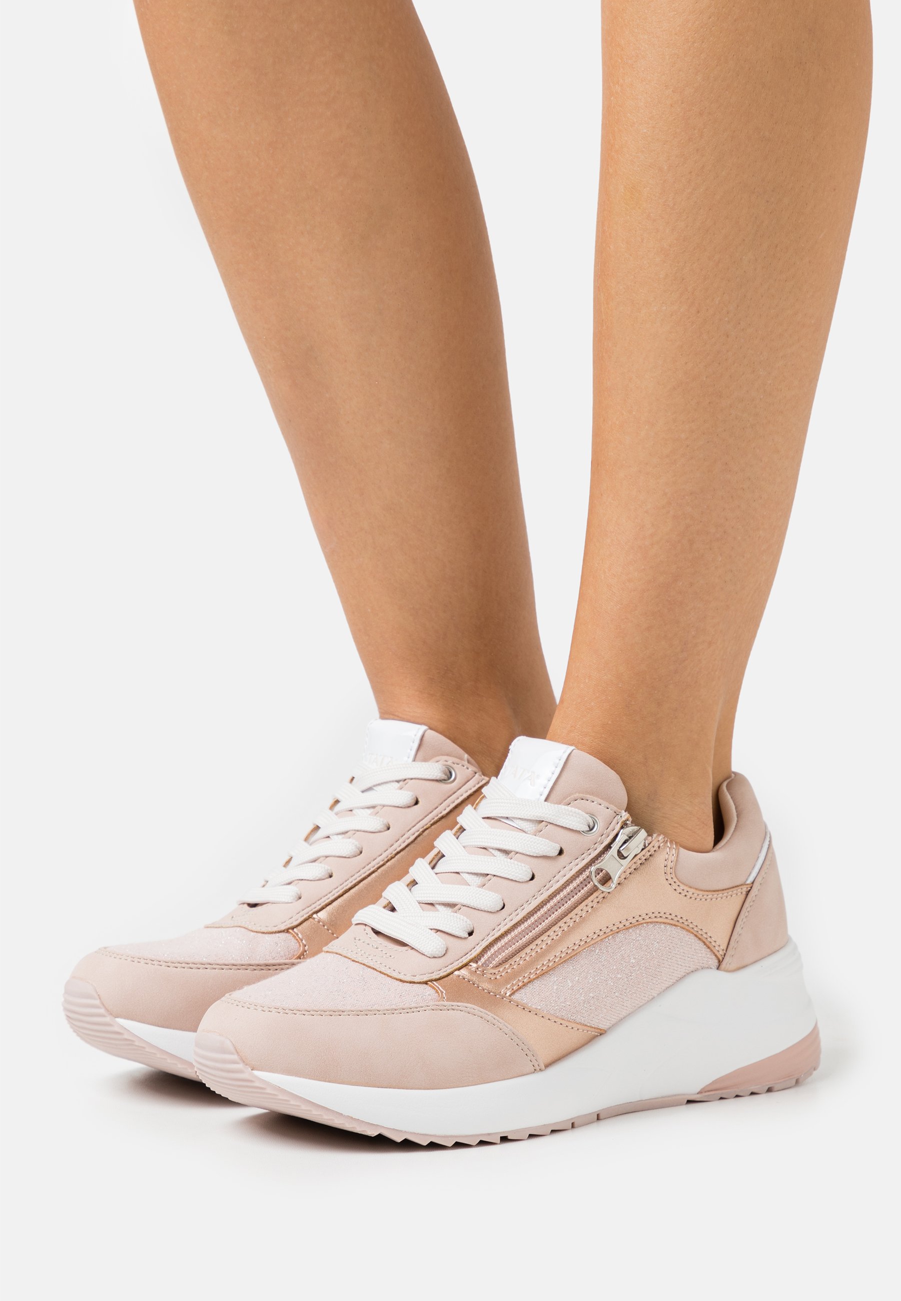 Tata Italia CAROL - Sneakers laag - pink/roségoudkleurig - Zalando.nl