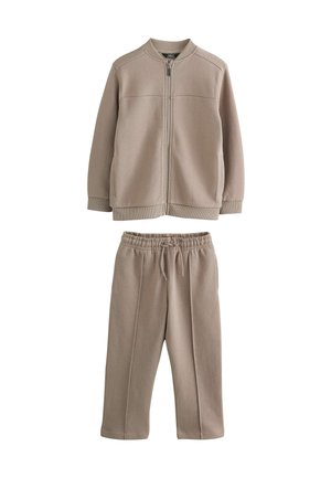 Next, SET - REGULAR FIT - Survêtement - mink brown