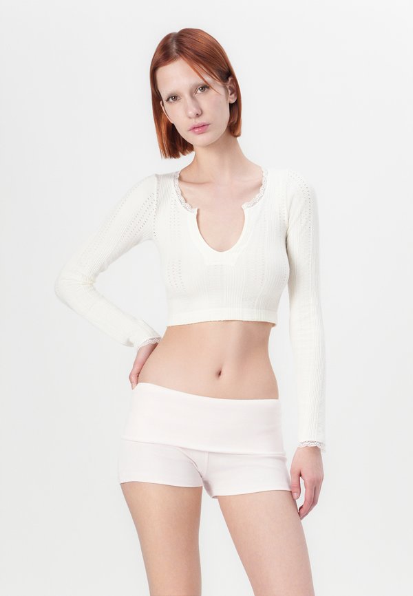 BASIC FOLDED HOT PANTS - Shorts - shrinking violet2