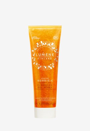 Tubo naranja de Lumene Finland Nordic-C Clear Glow Gel Exfoliante Limpiador, 125 ml, 95 % de ingredientes de origen natural, 100 % vegano, contiene mora ártica.