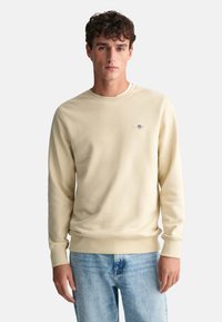GANT SHIELD C NECK - Sweatshirt - silky beige