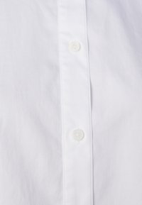 DRYKORN HALIDA - Užsagstoma palaidinė - white