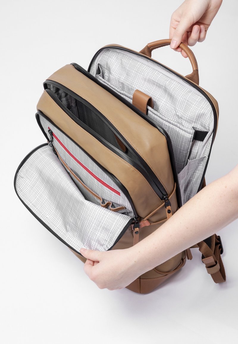 Aunts & Uncles KAWAGUCHI - Tagesrucksack - tapir