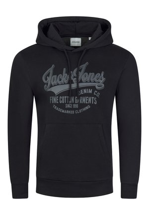 Zwarte katoenen hoodie met een voorkeurszak, trekkoordkap en een grijs bedrukt logo. Glad textuur met ribgebreide boorden en zoom.