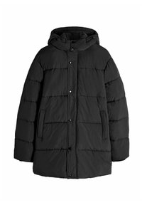 Sort puffervest med hætte, der har et quiltet design, trykknaplukning og sidelommer. Fremstillet af letvægts, vandafvisende materiale.