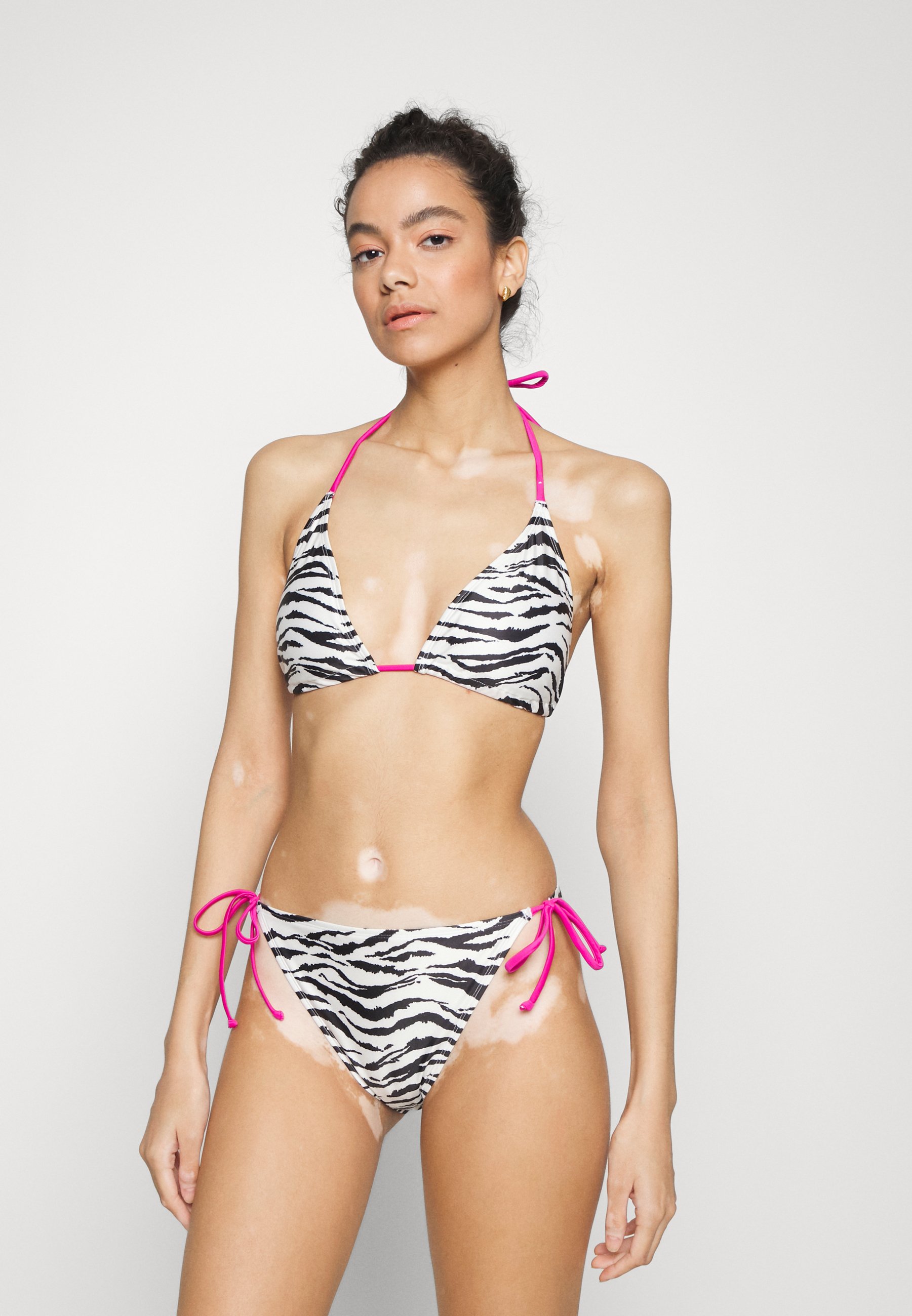Bikini Triangolo Donna Urban Classics Animal Leopardato - Con Allacciatura A Collo