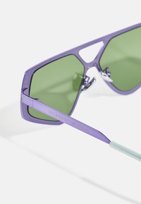 RETROSUPERFUTURE SPAZIO UNISEX - Solbriller - knowledge