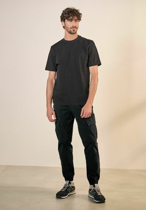 2 PACK - Pantalones cargo - black charcoal grey