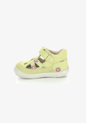 Kickers, KIKI - Zapatos de bebé - jaune