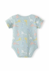 Bodysuit za bebe s kratkim rukavima u mekanom svijetloplavom materijalu s razigranim uzorkom žirafa u ružičastoj, žutoj i plavoj boji s bijelim akcentima.