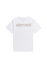 Camiseta blanca de manga corta hecha de algodón, con un gran logo beige de "element" y "SKATEBOARD CO. WORLDWIDE" impreso debajo.