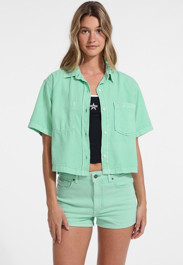 BOXY FIT - Hemdbluse - grün