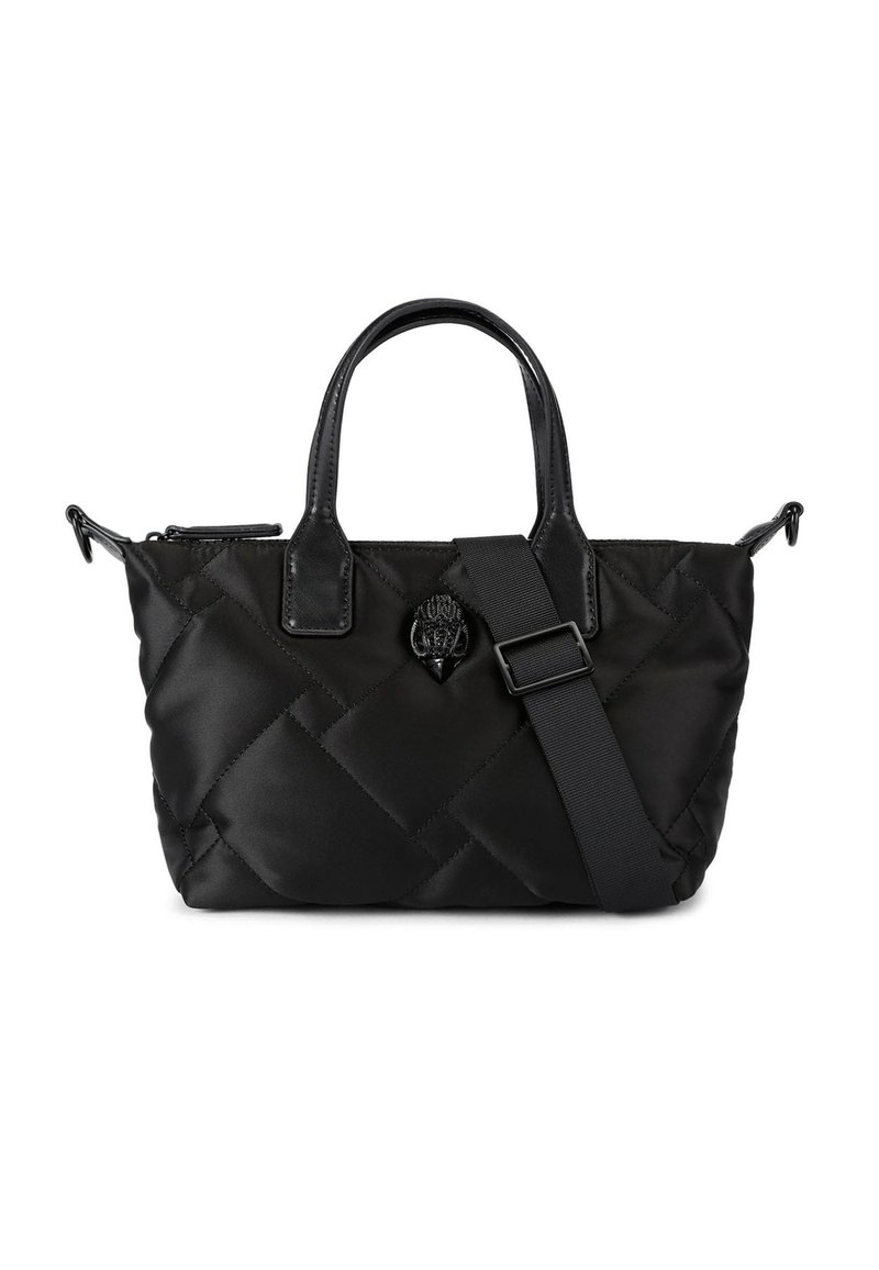 Borsa a tracolla nera trapuntata con doppio manico superiore, tracolla removibile e un accento del logo testurizzato. Realizzata in materiale nylon liscio.