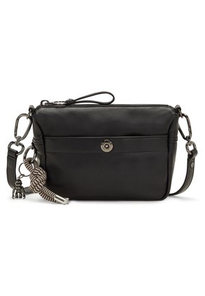 Kompaktowa czarna skórzana torba na ramię z przednią kieszenią na zatrzask, zamkiem błyskawicznym, regulowanym paskiem oraz czarno-białym sznurowanym dodatkiem.