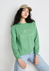 GANT TONAL SHIELD C NECK - Sweatshirt - seacrest green