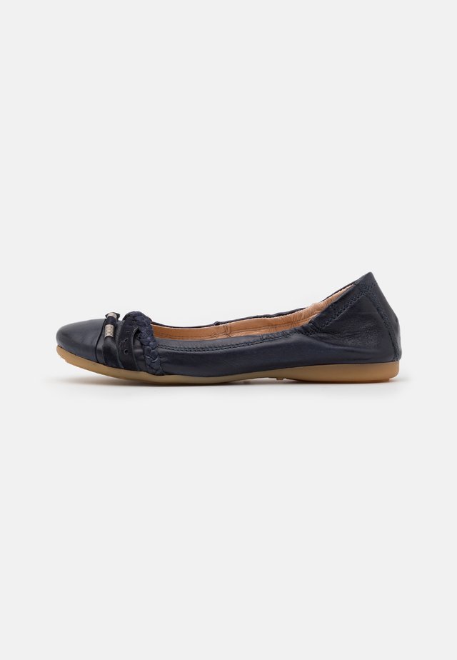 CHANTAL CHANTALLY - Ballet pumps - space