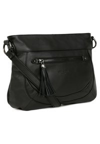 Borsa a tracolla in pelle nera con una tasca frontale con zip, dettagli con frange e una texture liscia con cuciture curve. Include una tracolla regolabile.