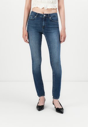 ONLBLUSH MID WAIST - Jeans Skinny Fit - medium blue denim