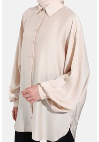 Modanisa REFKA - Overhemdblouse - vanilla