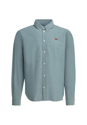 Camicia azzurra a manica lunga con bottoni, colletto e piccolo logo di volpe rossa sul petto sinistro.