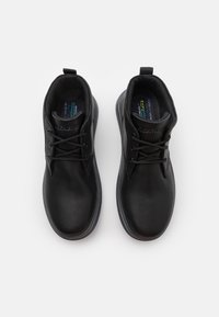Skechers PROVEN - Botines con cordones - black