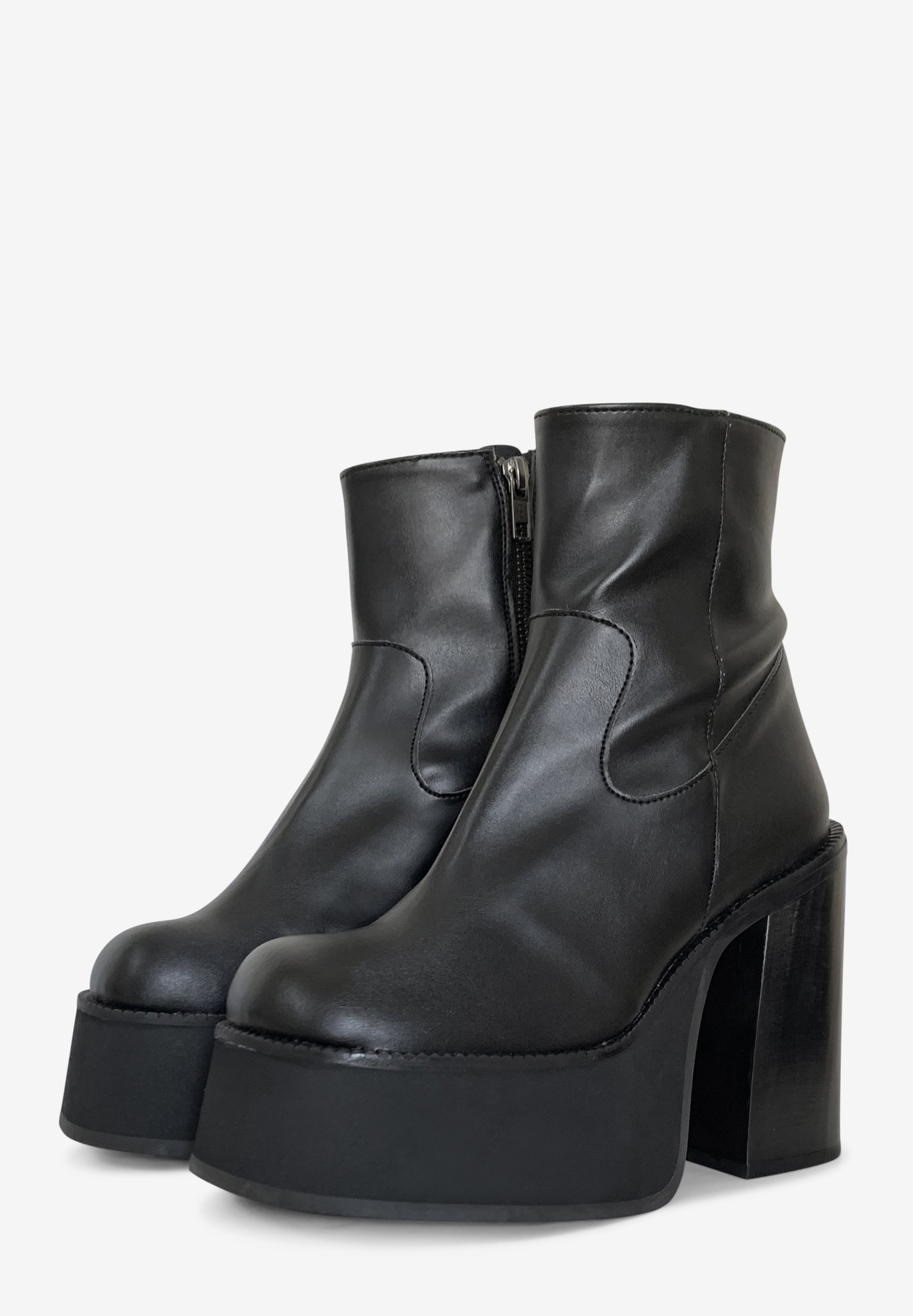 kaltur throwback black platform boots