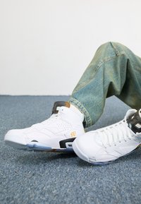 JUMPMAN MVP - Sneakers alte - white/yellow ochre/black