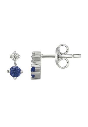 Orecchini a bottone in argento con una piccola pietra trasparente sopra una pietra preziosa rotonda blu più grande, mostrati da davanti e di lato.