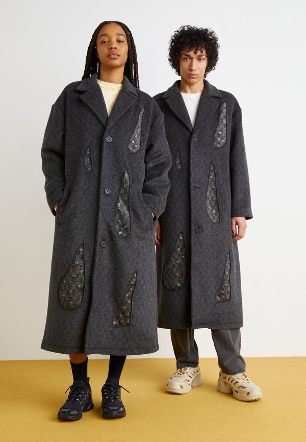 CRATER COAT UNISEX - Classic coat2