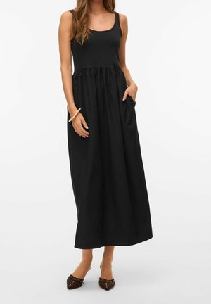 Sort, ærmeløs maxikjole med tætsiddende bodice og samlet liv, der har sidelommer og en glat, let tekstur.