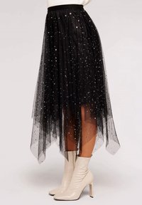 Apricot STARS HANKY  - Gonna a campana - black