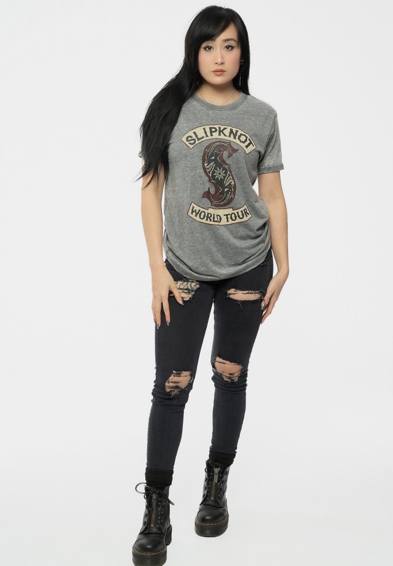Paradiso Clothing SLIPKNOT WORLD TOUR TRIBAL BURNOUT - Print T-shirt - charcoal