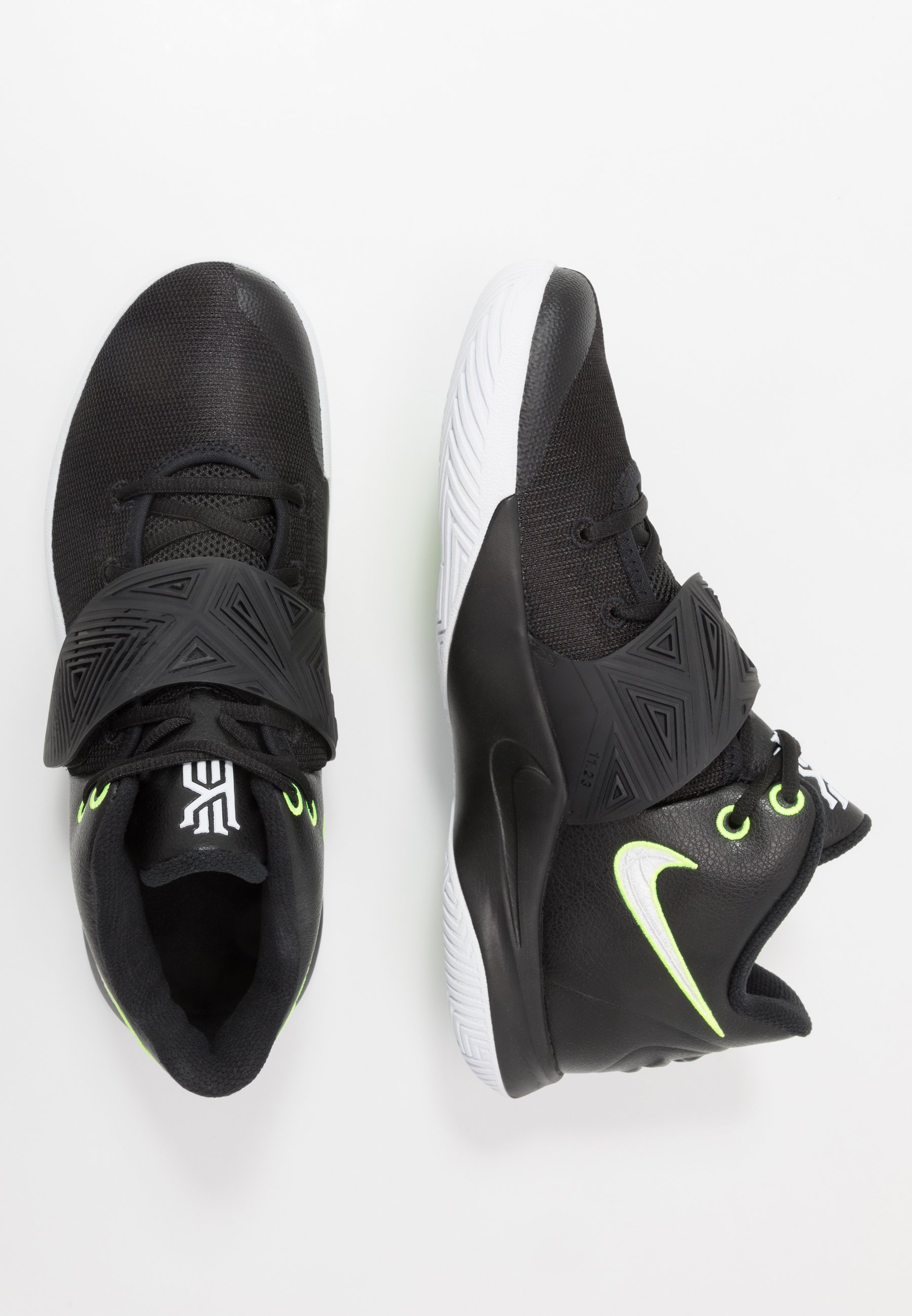 Nike Performance KYRIE FLYTRAP III Basketballsko black Nike Performance KYRIE FLYTRAP III Basketballsko black