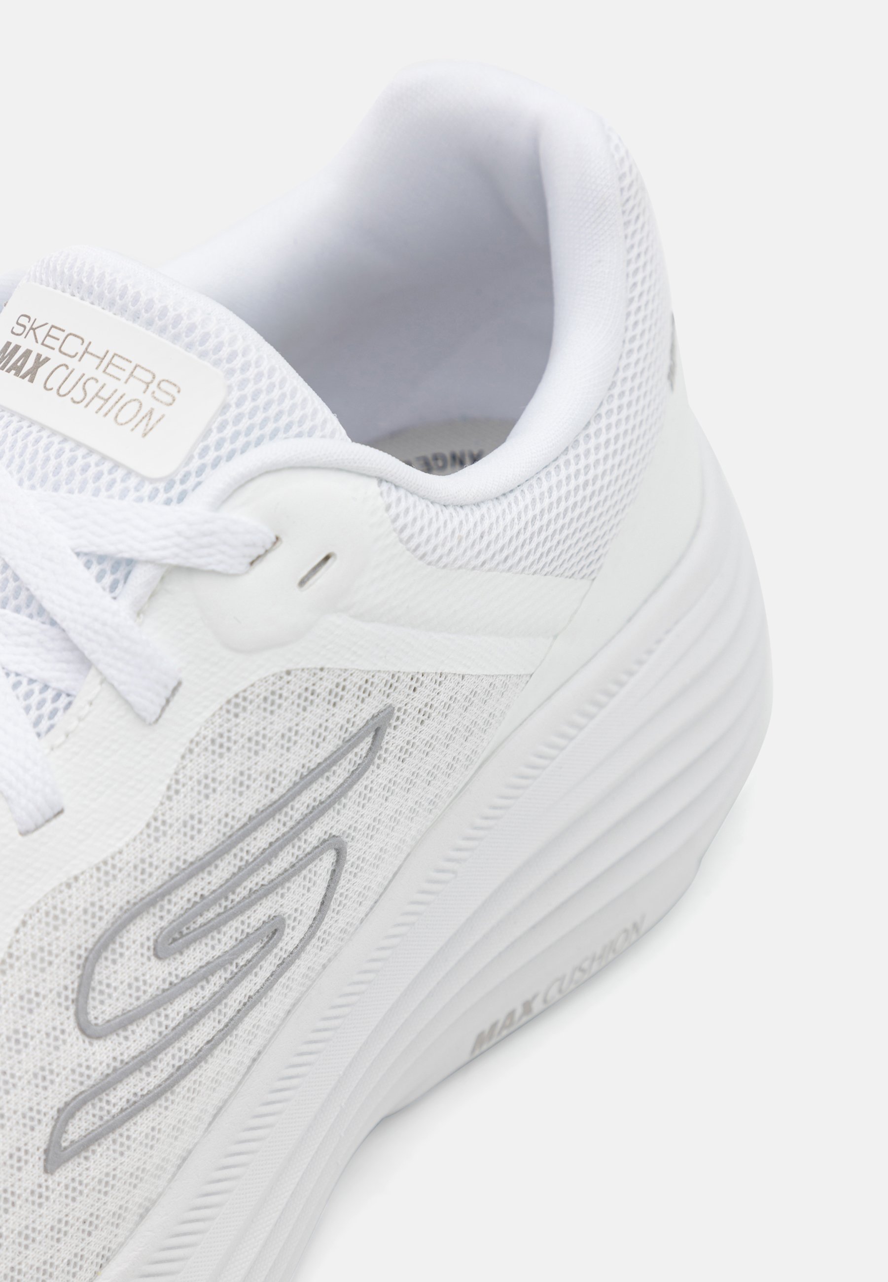 skechers max cushioning ultra go womens