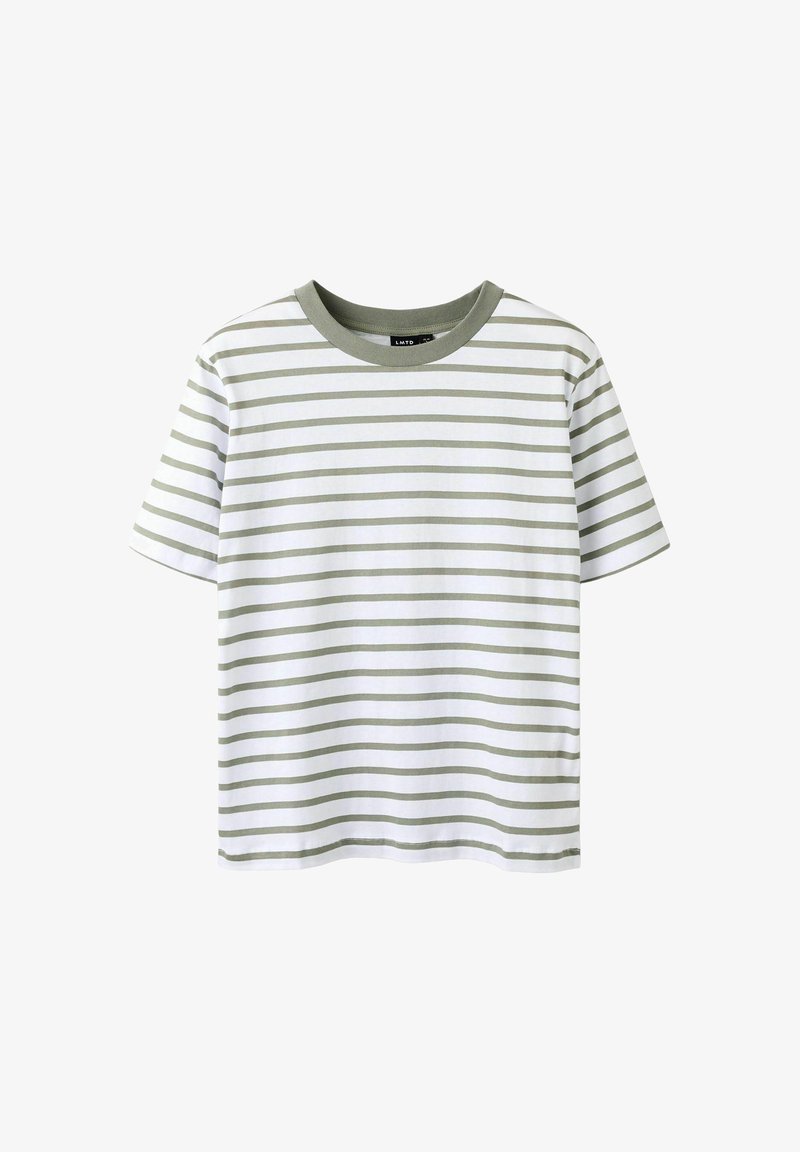 Pasekowany t-shirt w białym i jasn green. Krótkie rękawy, okrągły dekolt, wykonany z miękkiej bawełnianej tkaniny, z równomiernie rozmieszczonymi poziomymi paskami.