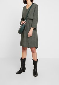 Object Vapaa-ajan mekko - khaki