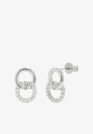 Pendientes de doble lazo plateados con un lazo incrustado de pequeños cristales transparentes y un cierre seguro de mariposa.