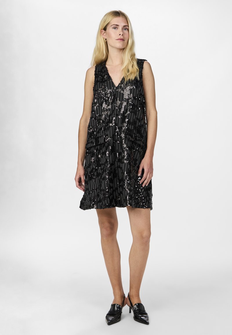 YAS Cocktailjurk zwart