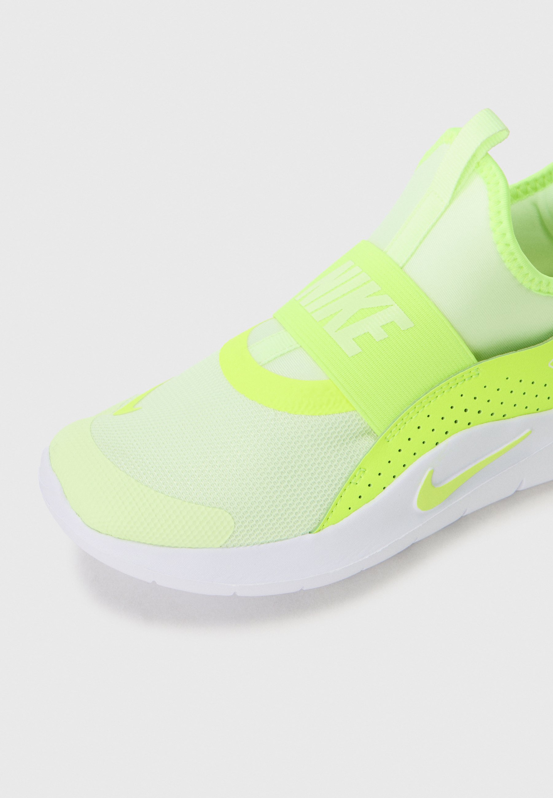 nike flex contact green