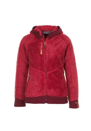 Haut à capuche en polaire rouge avec une surface texturée et fluffy ; comporte une fermeture éclair intégrale, des poches avant et un contour bordeaux contrastant sur la capuche et les manchettes.