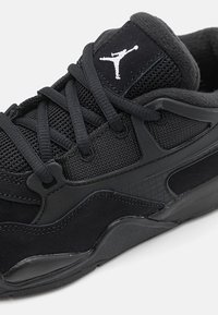 Jordan JORDAN 4 RM UNISEX - Sneaker low - black/white