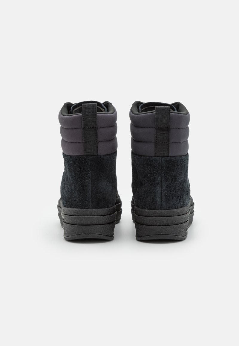 adidas Originals GAZELLE BOOT - High-top trainers - core black/black -  Zalando.co.uk