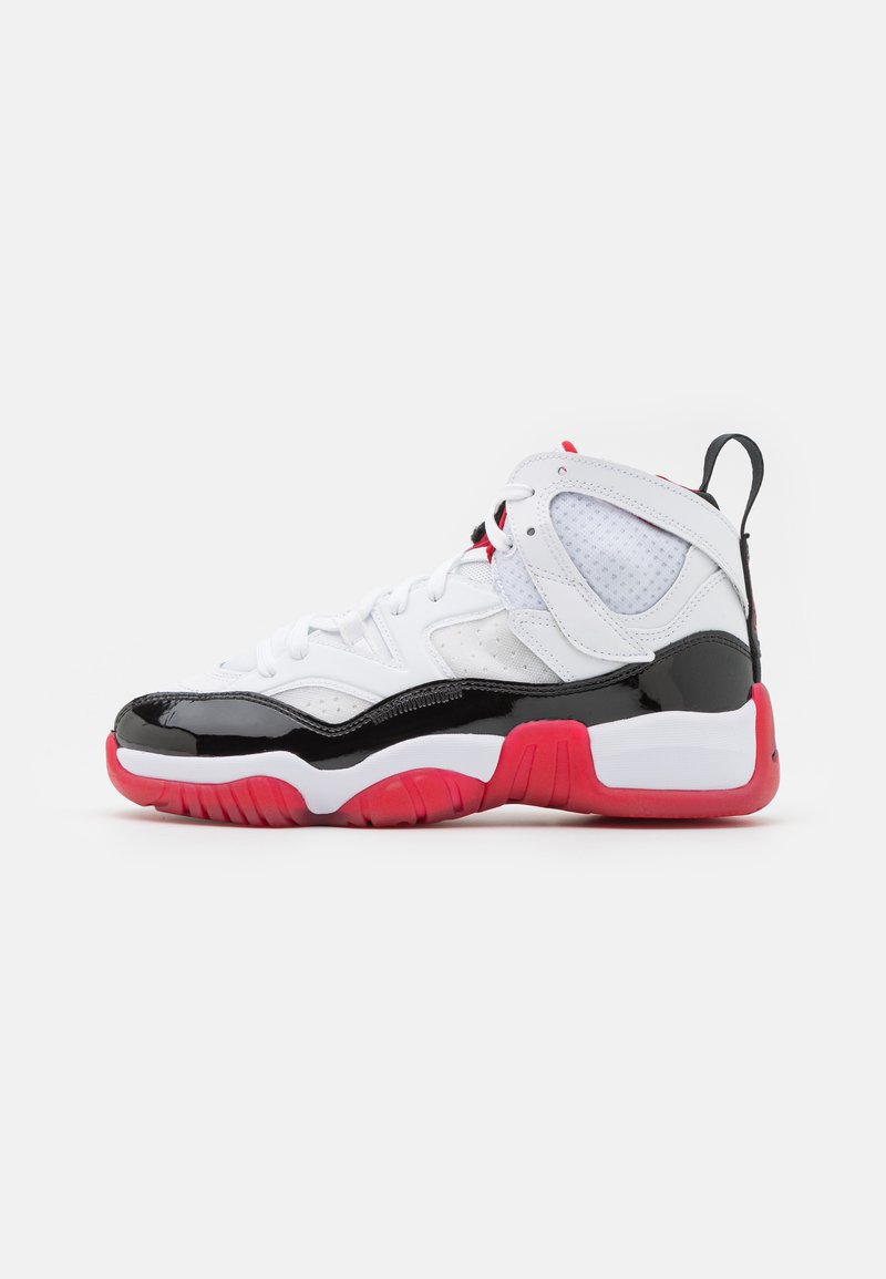 Jordan JUMPMAN TWO TREY (GS) - Basketball shoes - white/black/gym red