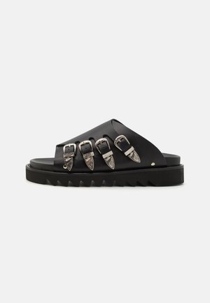 Mules - black