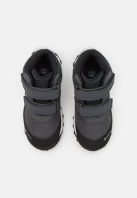 Viking GORE-TEX EXPOWER MID GTX 2V - Sapatilhas de cano alto - charcoal