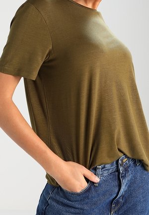 T-shirt basic