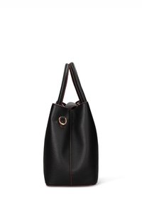 Zwarte leren shopper met een gestructureerd oppervlak, twee korte handvatten en een gouden ringdetail, met contrasterende stiksels langs de randen.